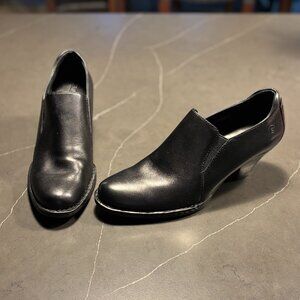 Born Leather Bootie Size 11